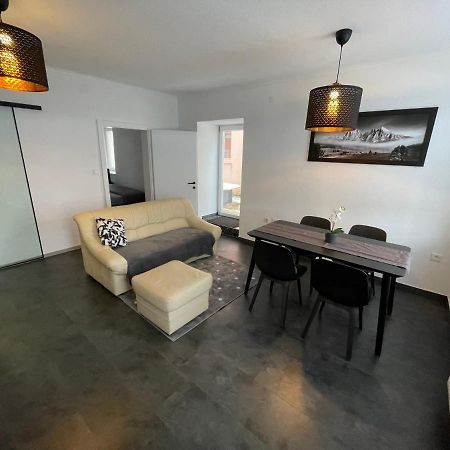 Tm Apartments Strass in Steiermark Экстерьер фото